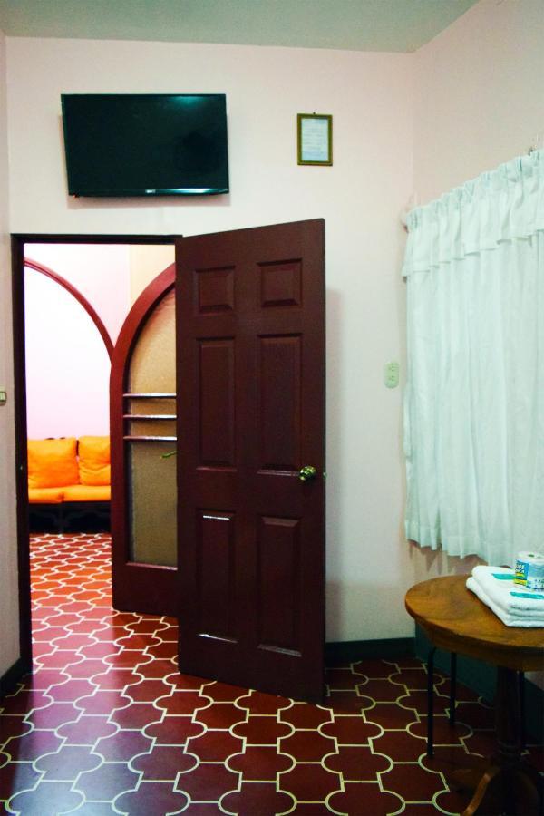 Hotel Fuentes Guatemala City Exterior photo