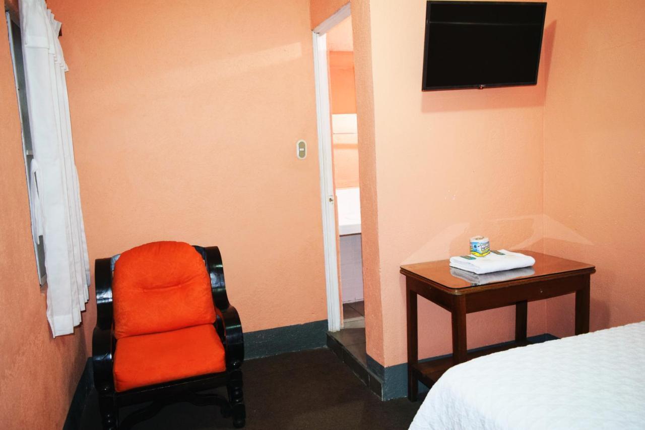 Hotel Fuentes Guatemala City Exterior photo